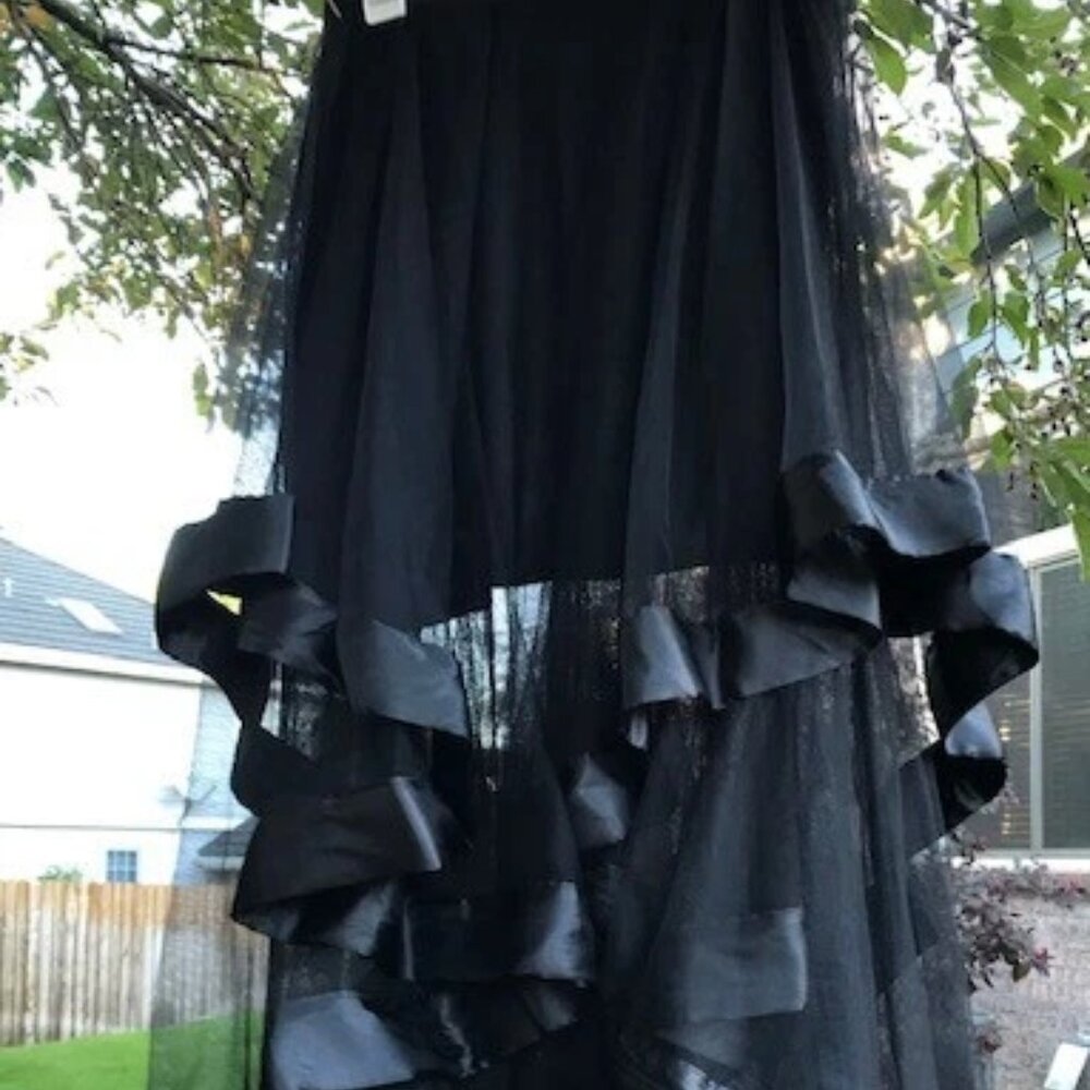 Venus Black Tulle/Satin Trim High-Low Whimsygoth Skirt women size 4 never worn w